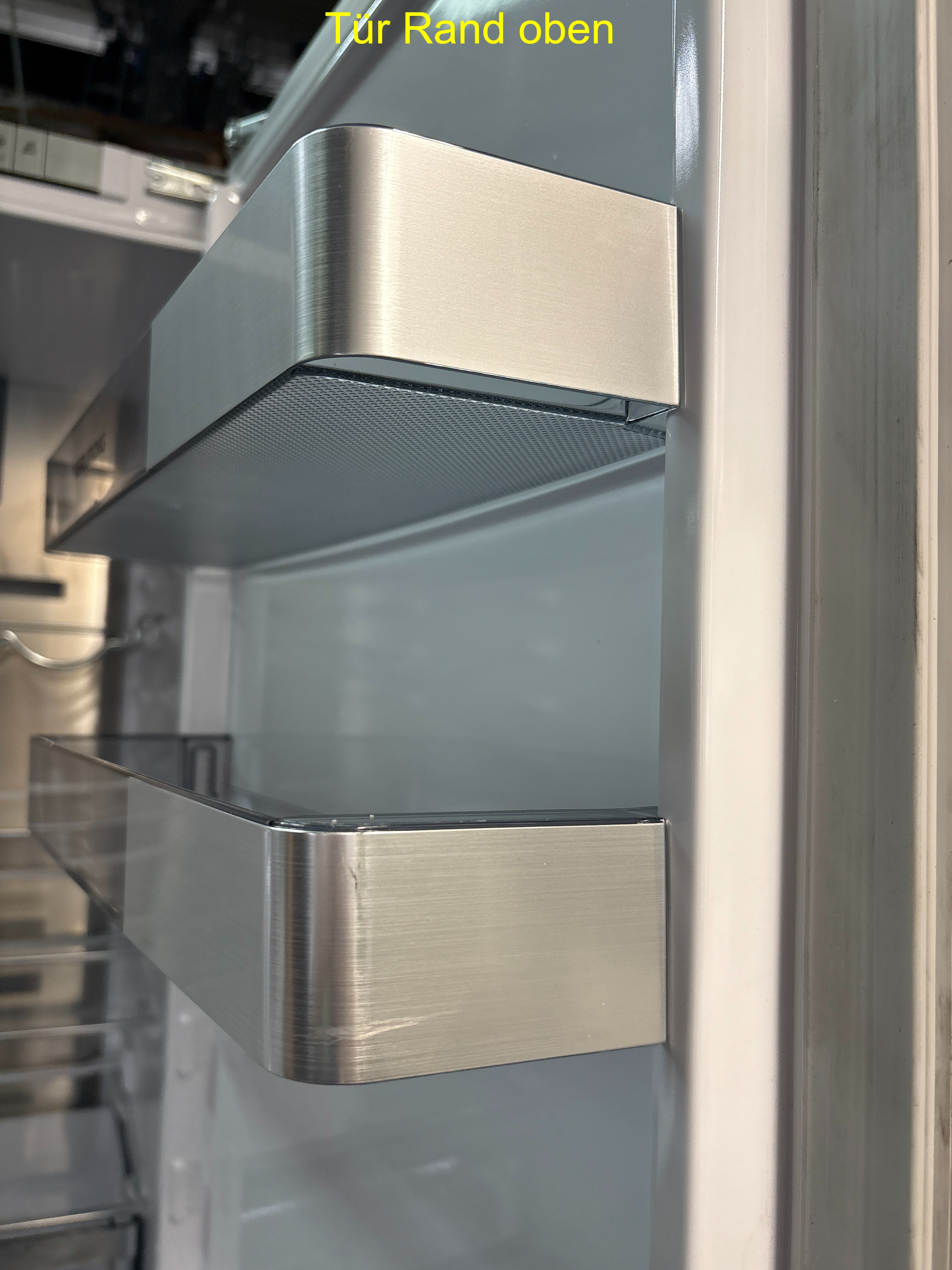 Grundig GKNI 25942 FN