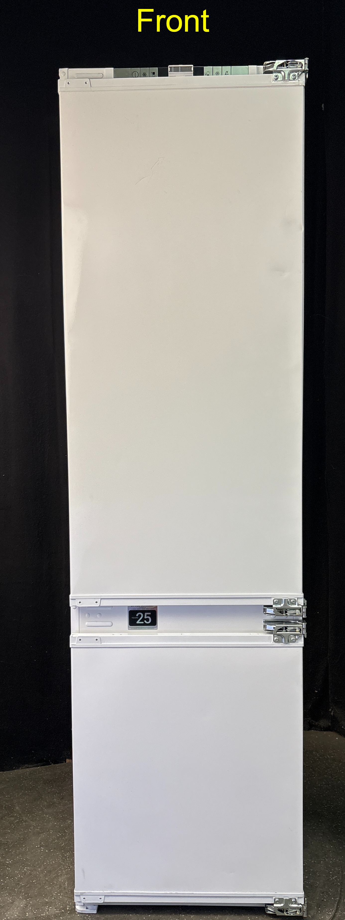 Grundig GKNI 25942 FN