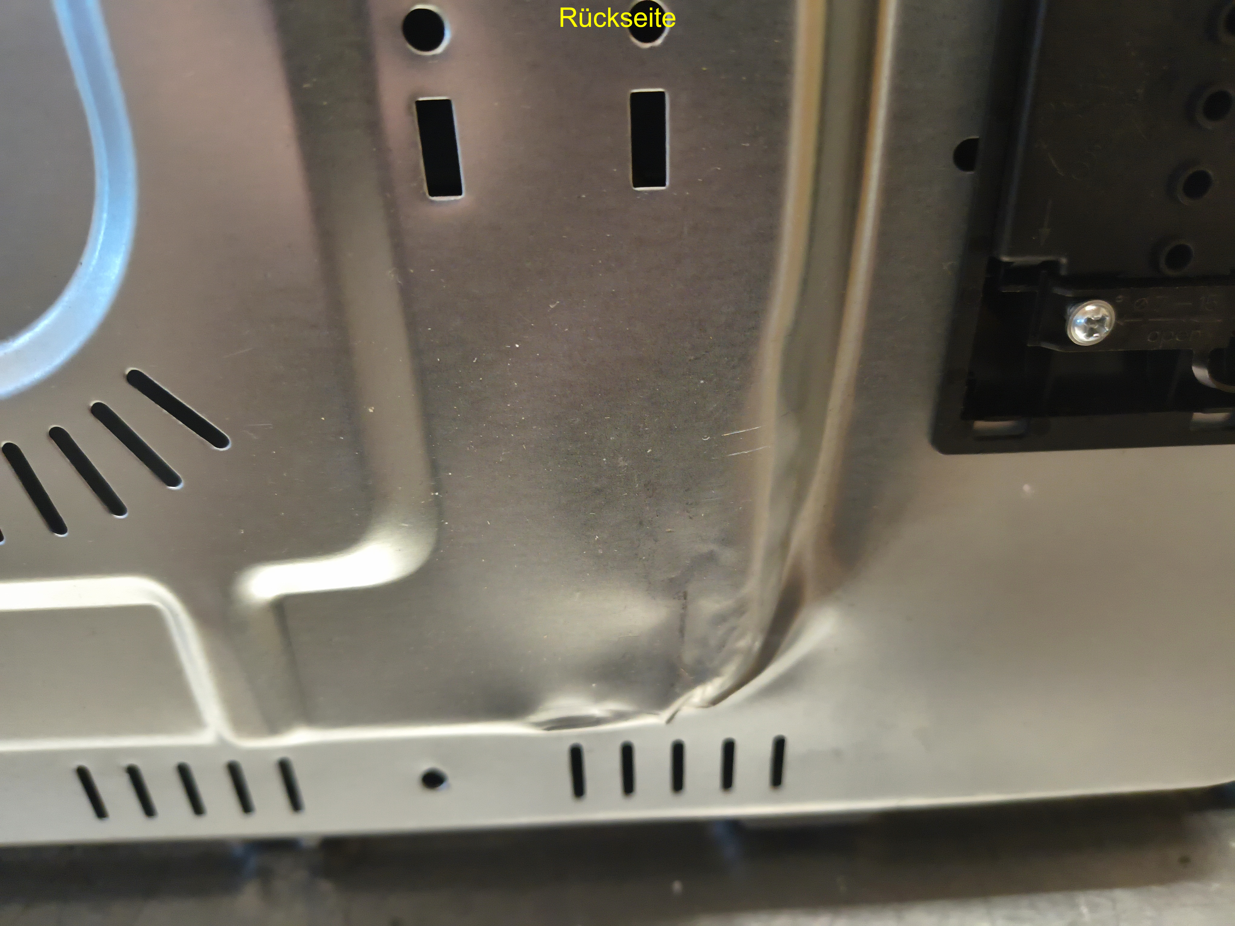 Beko BBUM12321X